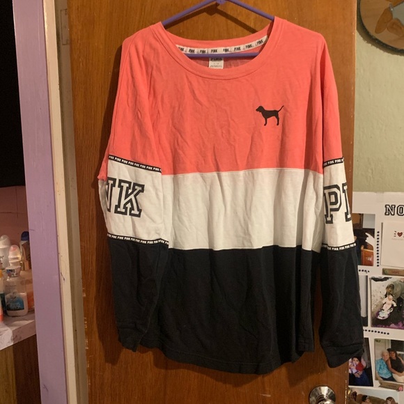 PINK Victoria's Secret Tops - VS Pink oversized sweatshirt sz L